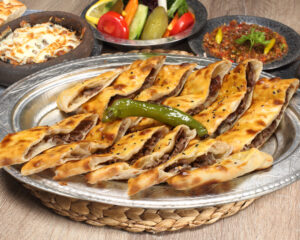 Kapalı Dönerli Pide